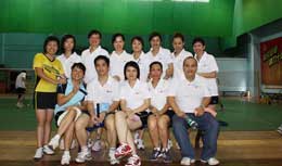 高威中正員工羽毛球賽